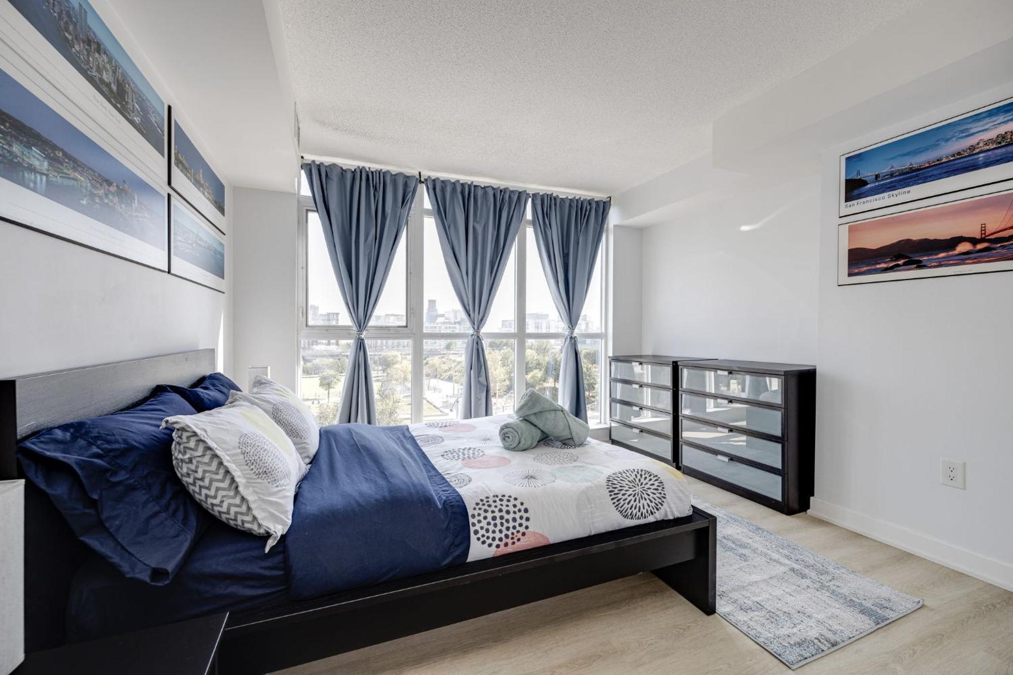 3Bdrm Lake View Condo In Toronto Exterior foto
